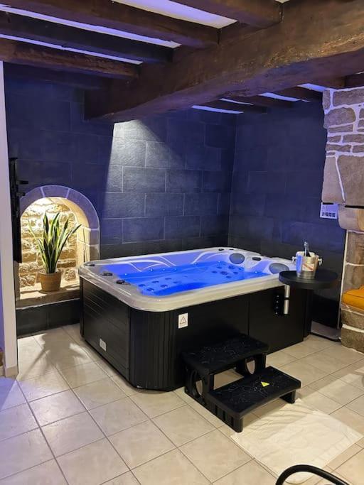 L'Etreinte, Gite De Charme Avec Jacuzzi Interieur Et Sauna Guéméné-sur-Scorff Εξωτερικό φωτογραφία